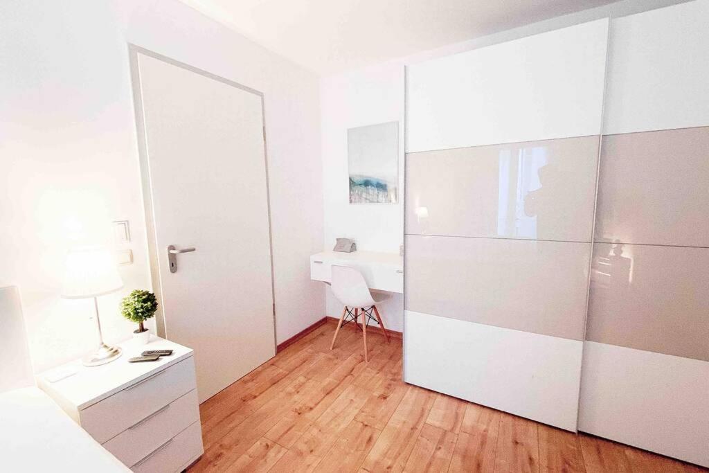 Luxury Home Cinema 2R Apt + Balcony / 65M² Leipzig Exterior foto